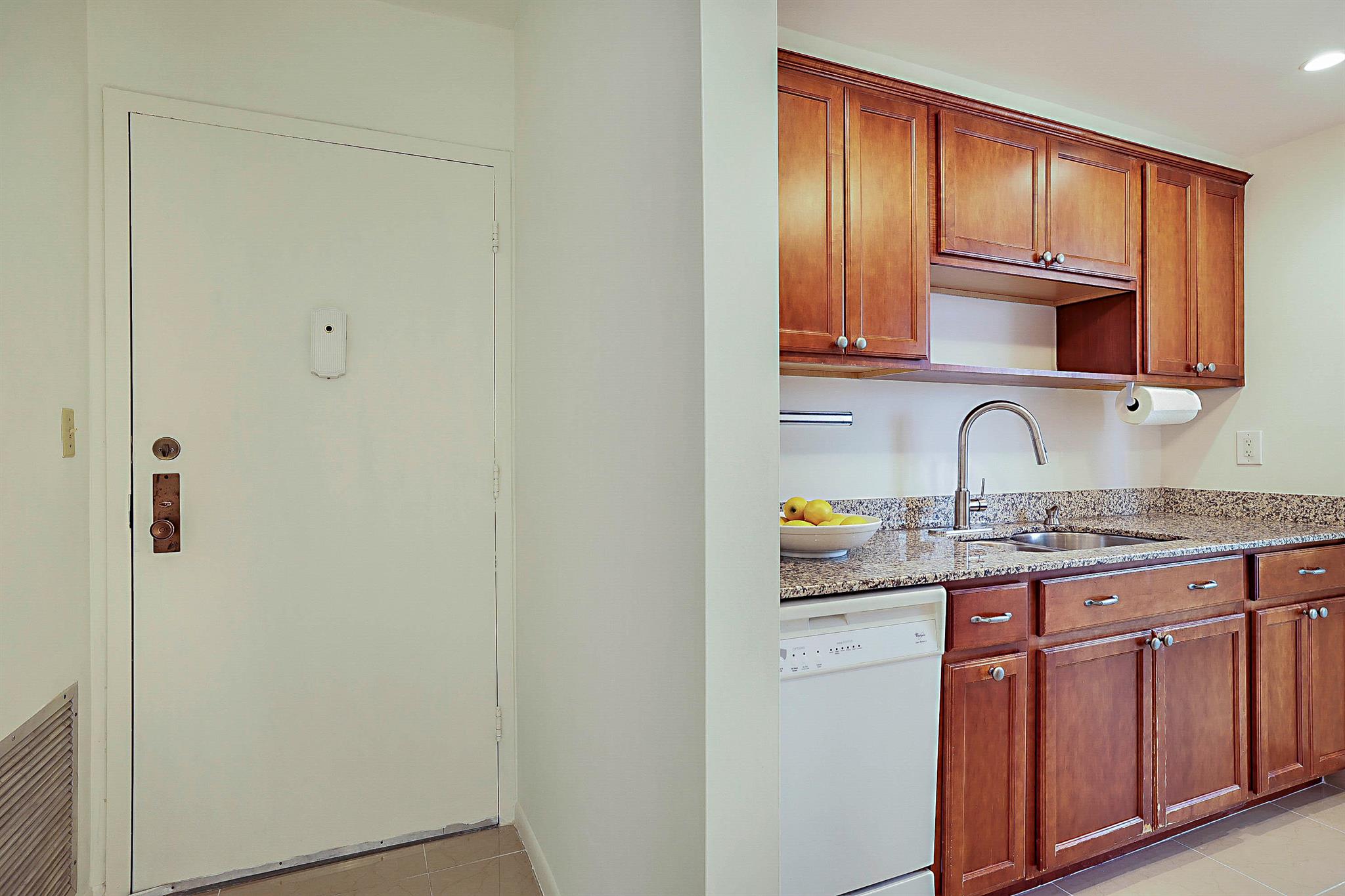 2121 N Ocean Boulevard 1202e
