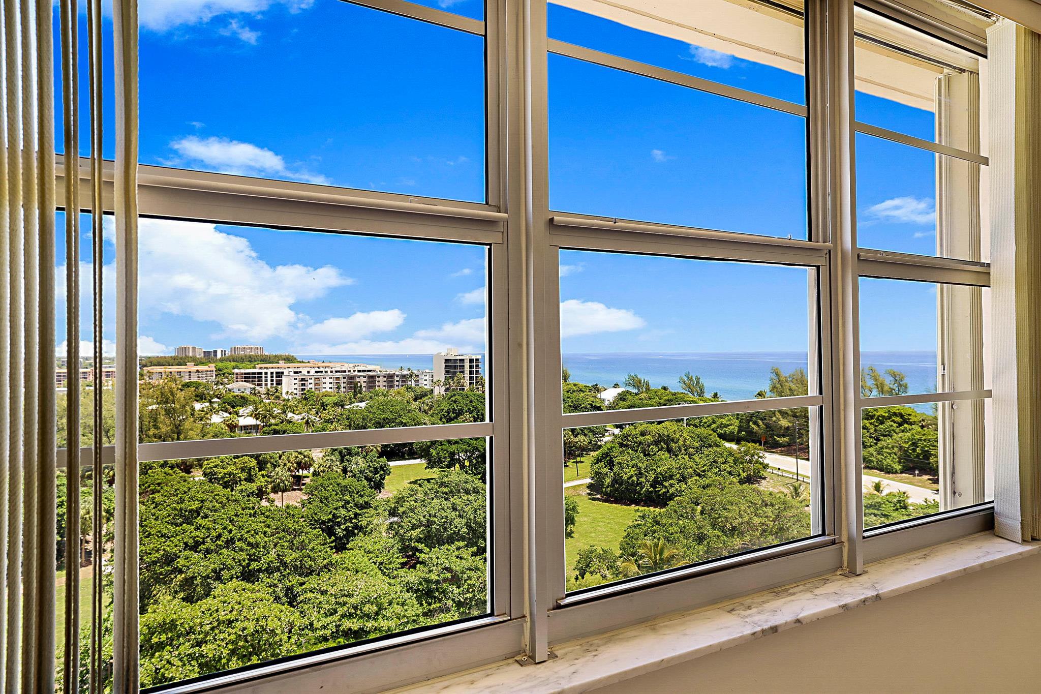 2121 N Ocean Boulevard 1202e
