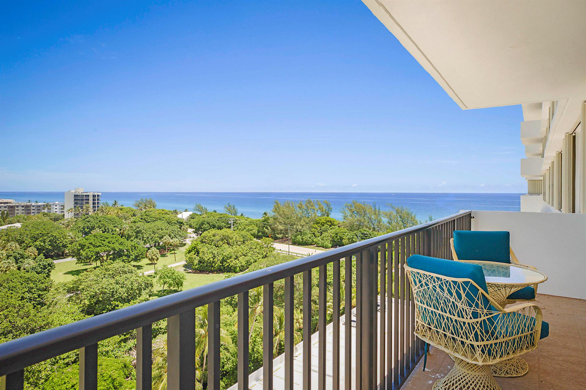 2121 N Ocean Boulevard 1202e