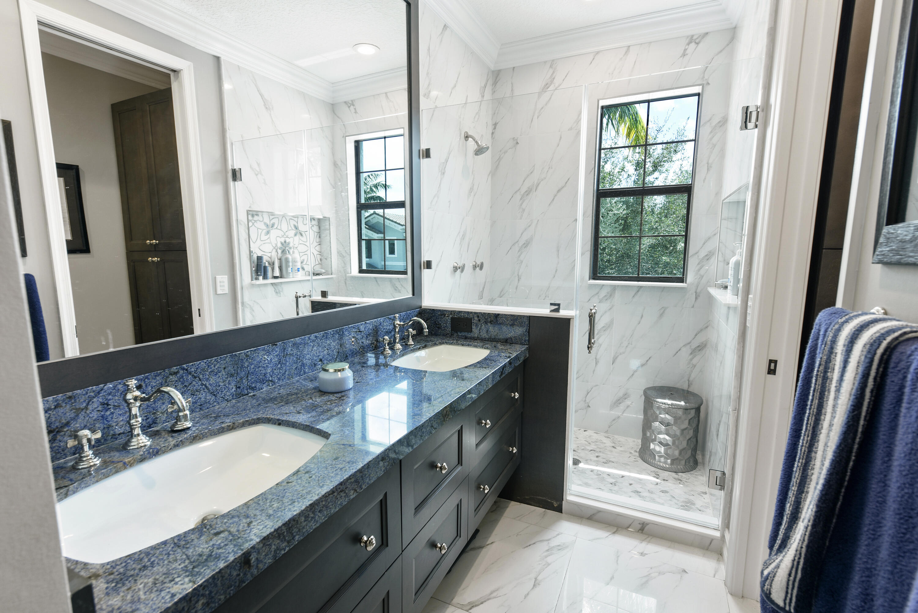 8085 Rainforest Jasper Lane