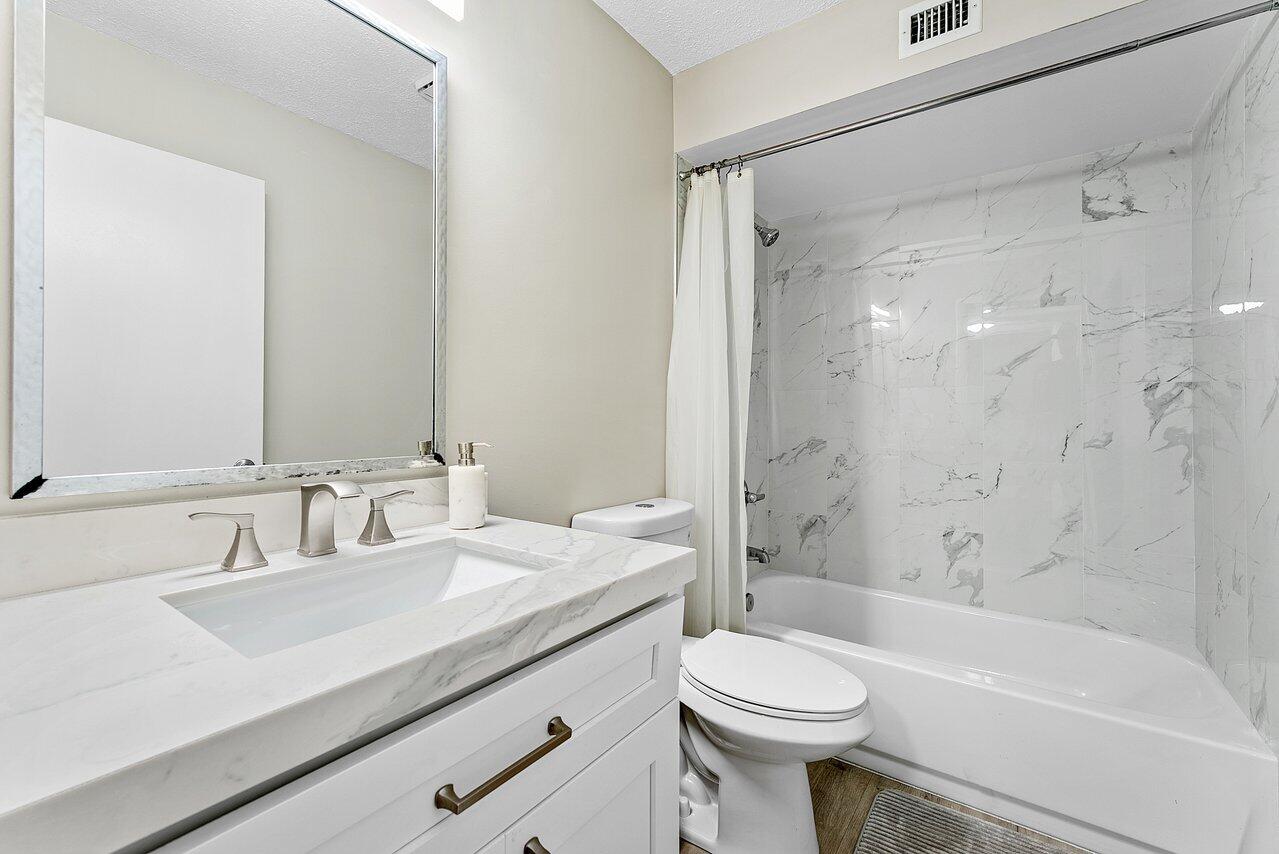 5292 Buckhead Circle 1030