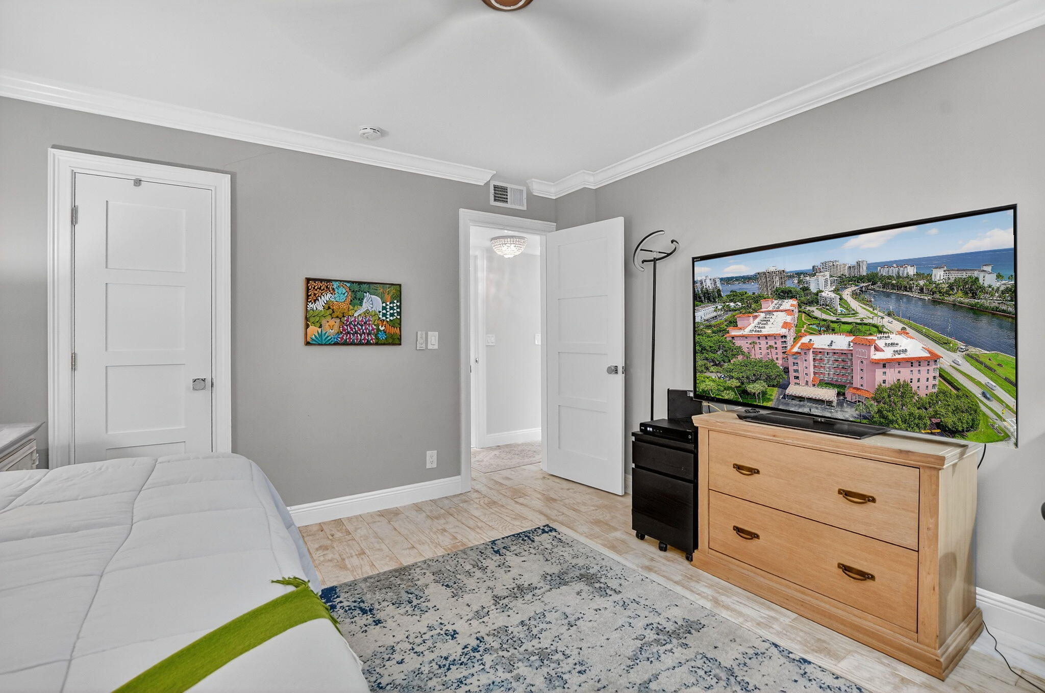 1099 S Ocean Boulevard 101-S