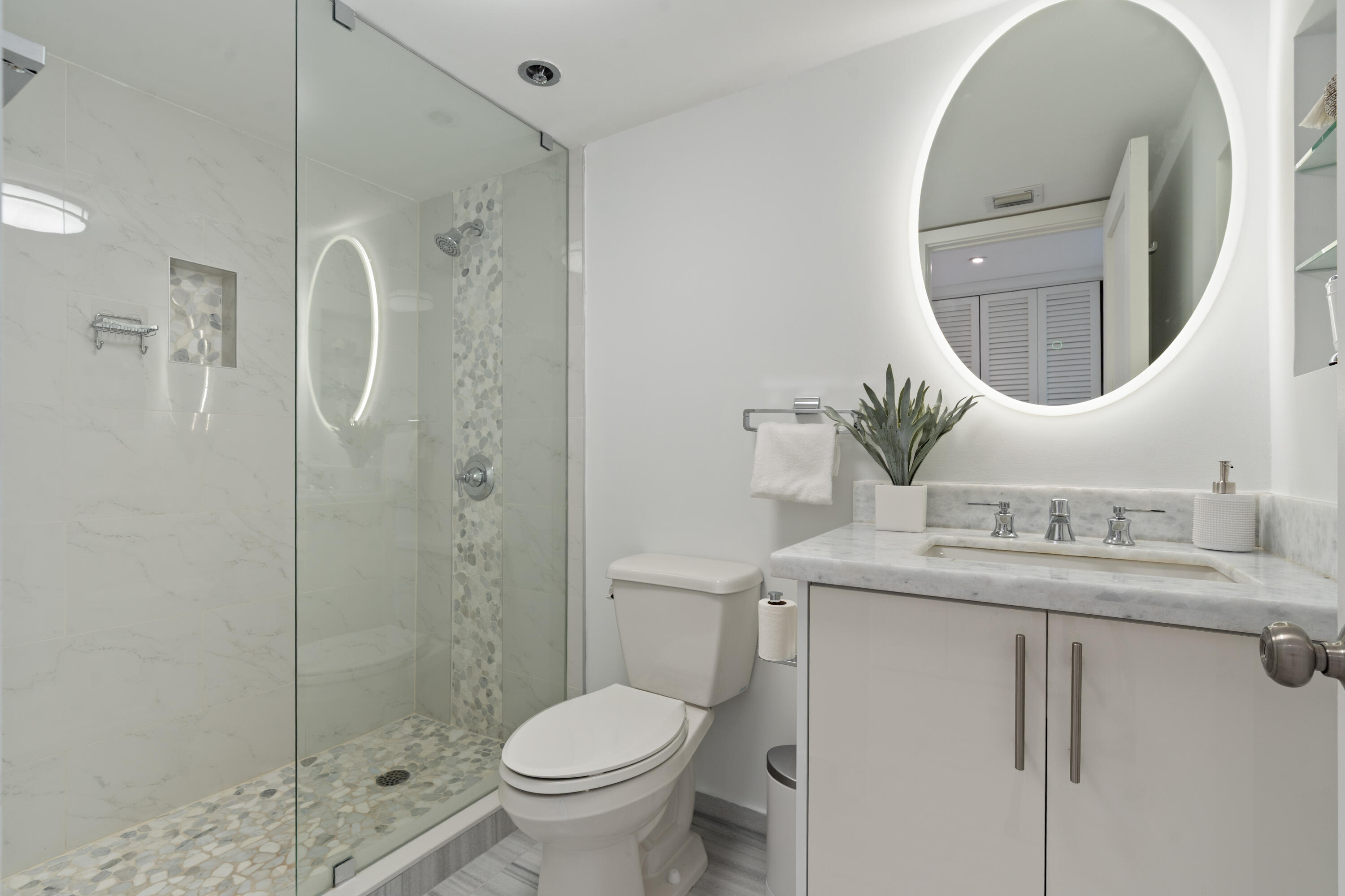 350 S Ocean 0012 Boulevard 1b