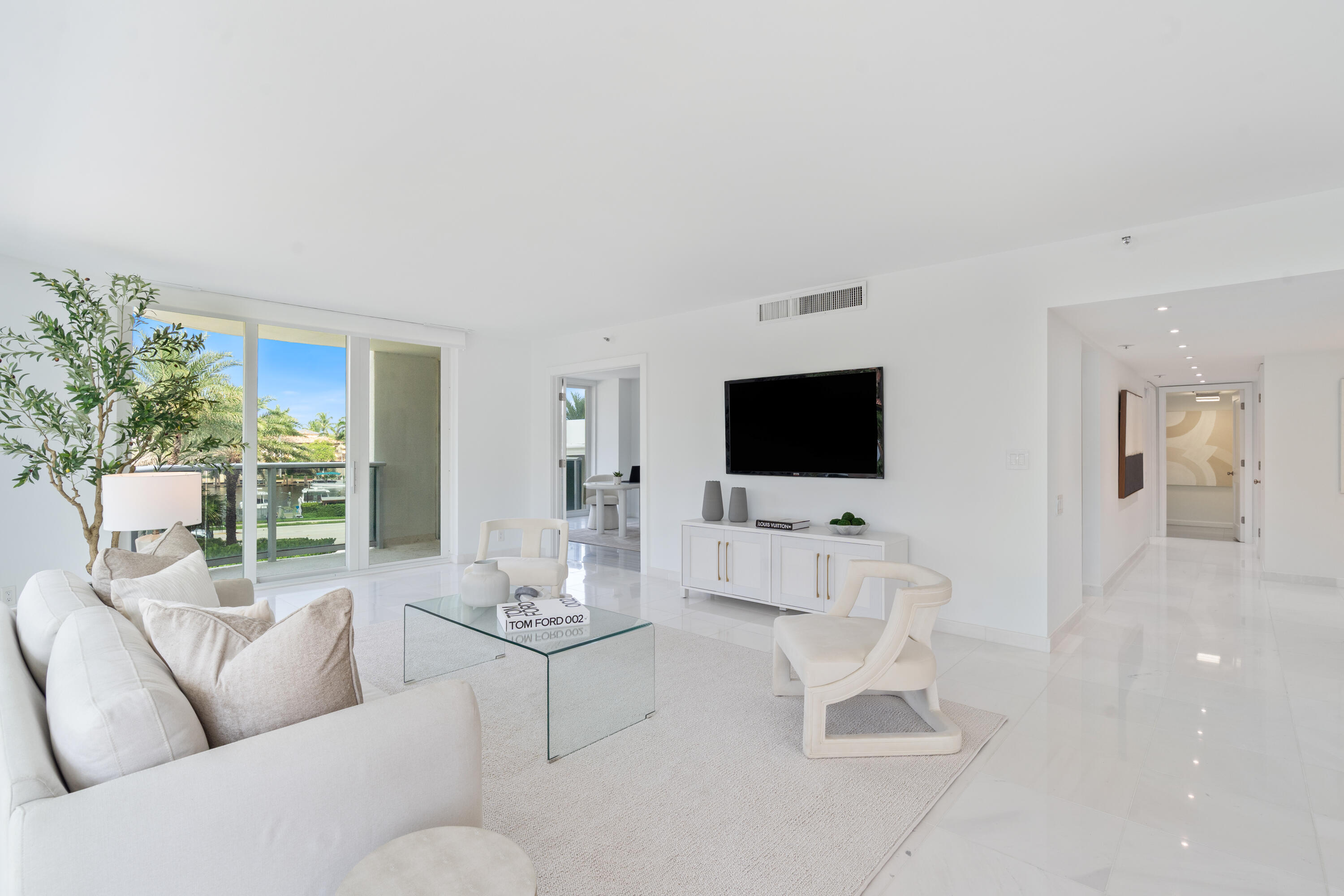 350 S Ocean 0012 Boulevard 1b