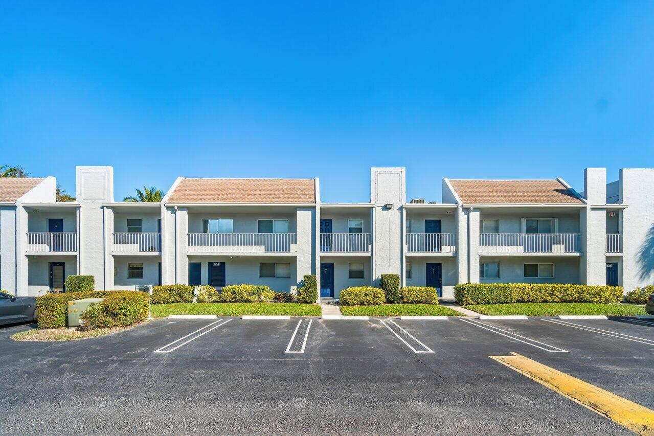2900 SW 22nd Avenue 506