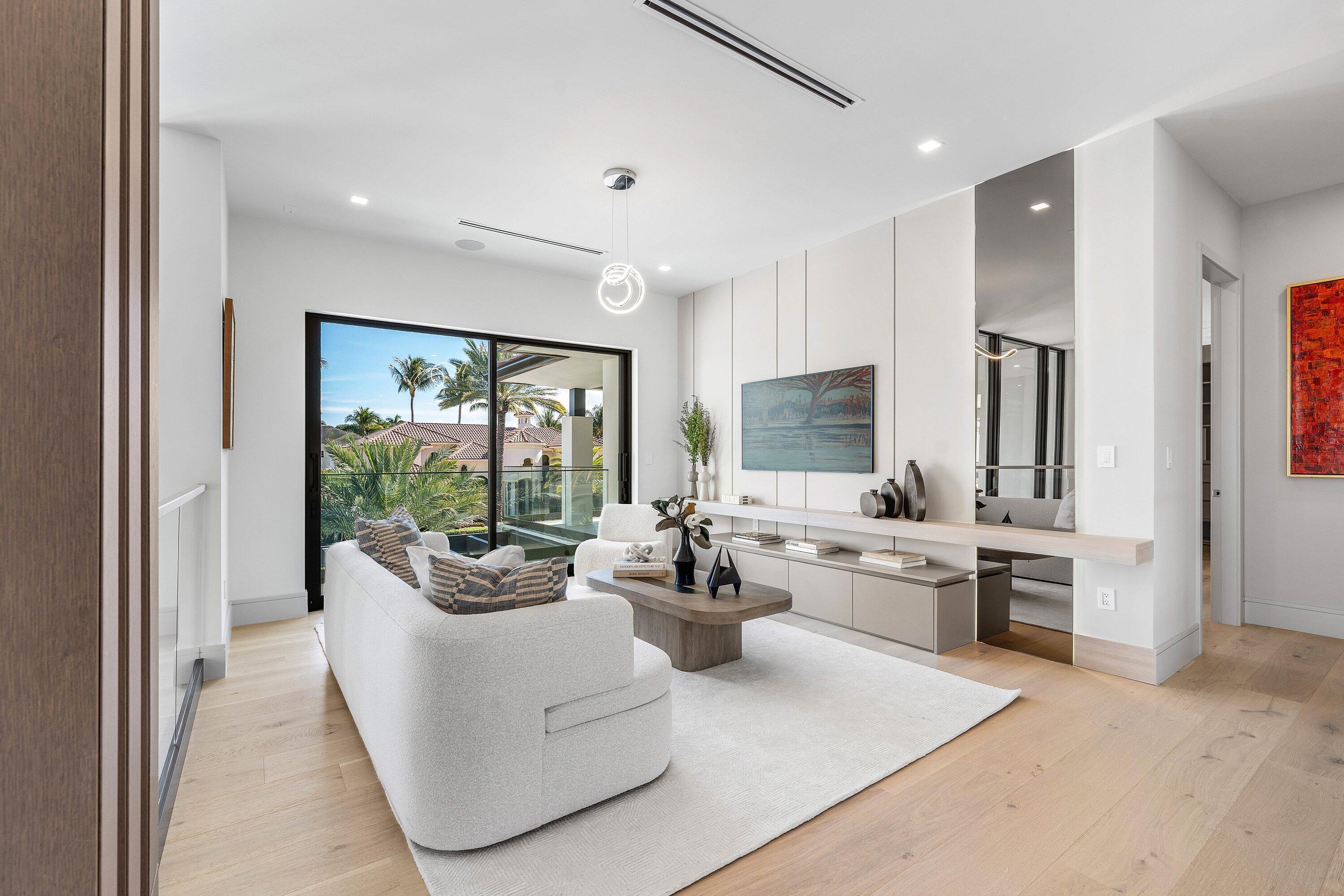 1831 Sabal Palm Drive