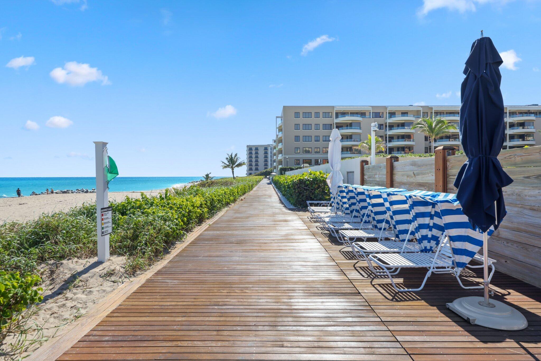 2 N Breakers Row S32