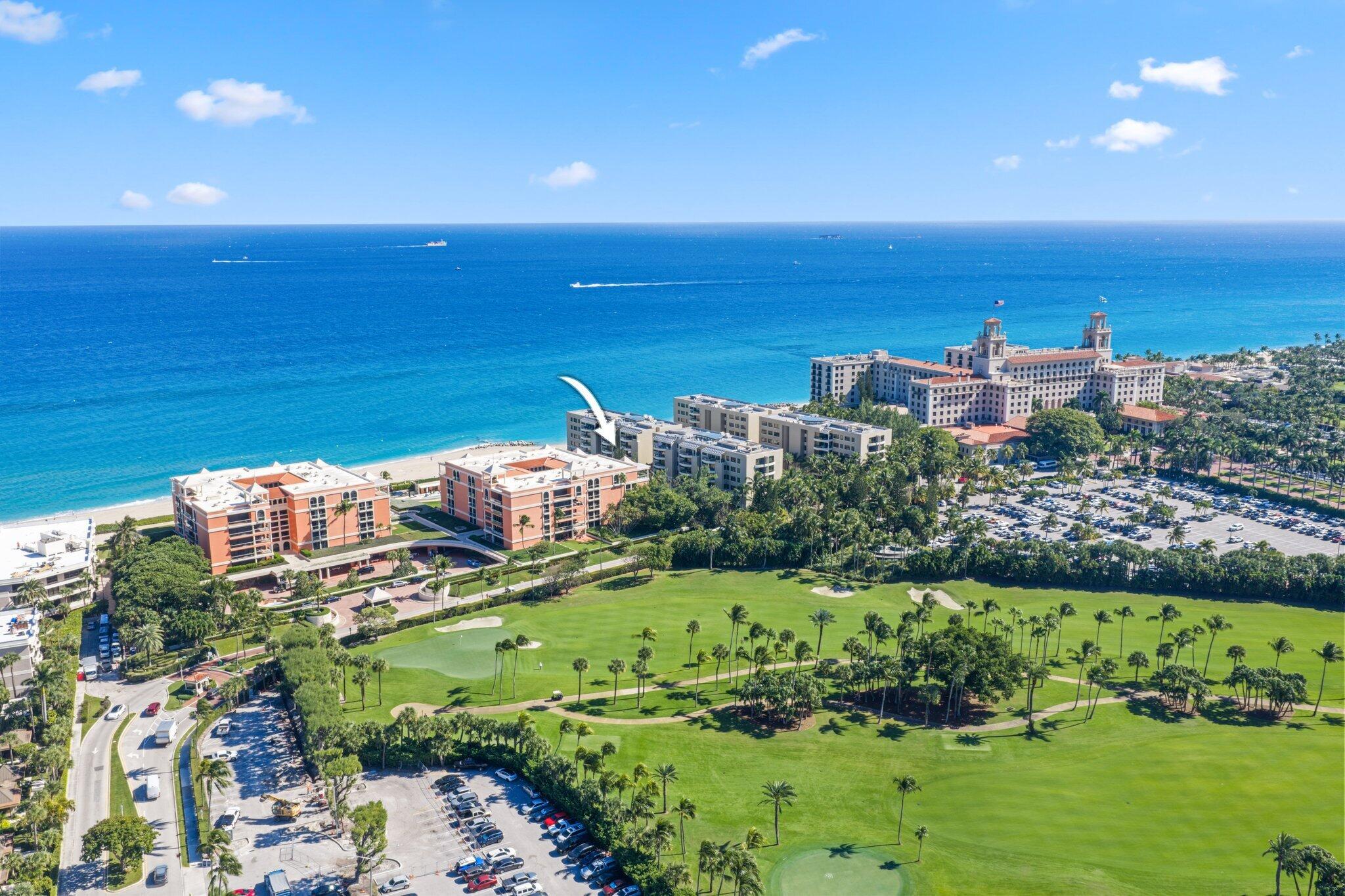 2 N Breakers Row S32