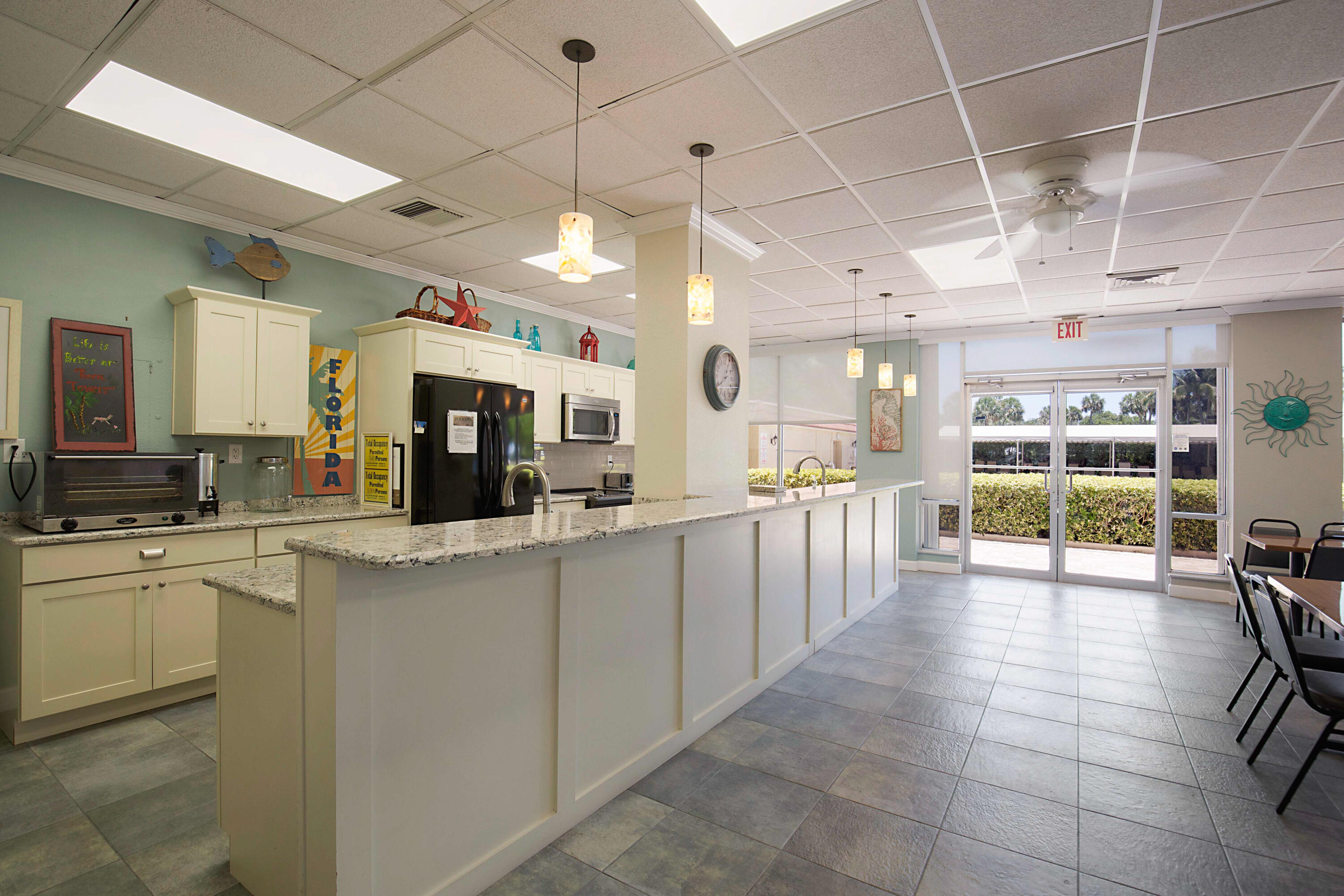 2121 N Ocean Boulevard 305w