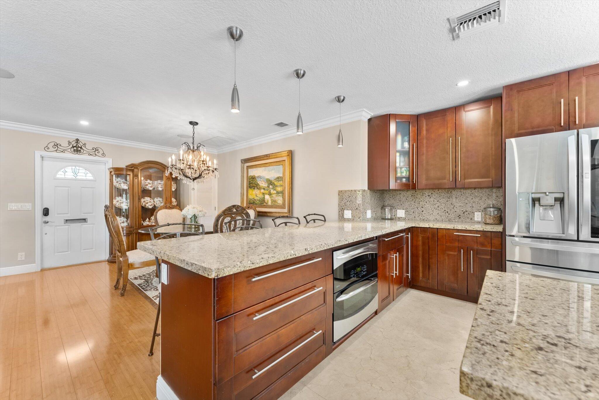 1170 SW Pepperridge Terrace
