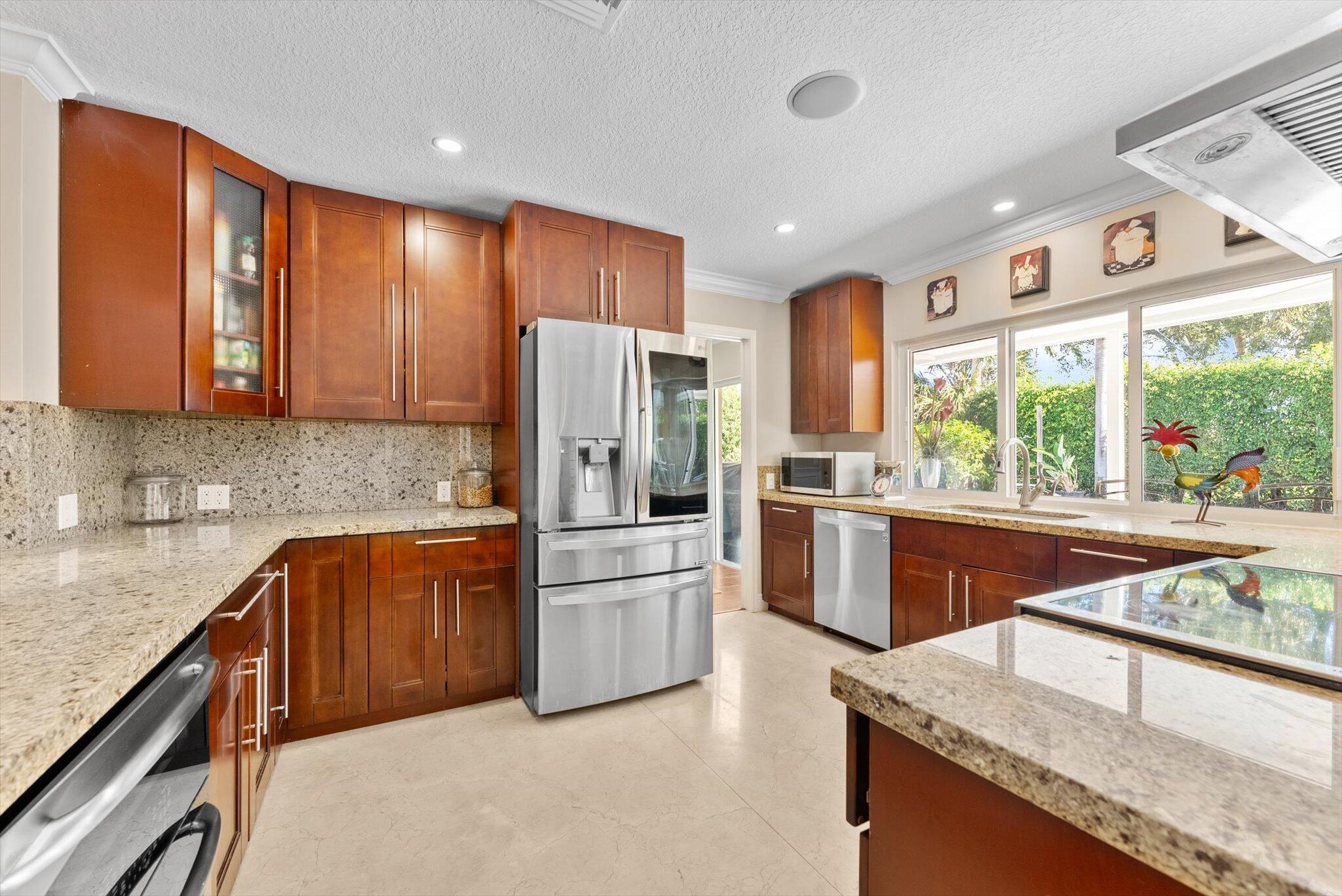 1170 SW Pepperridge Terrace