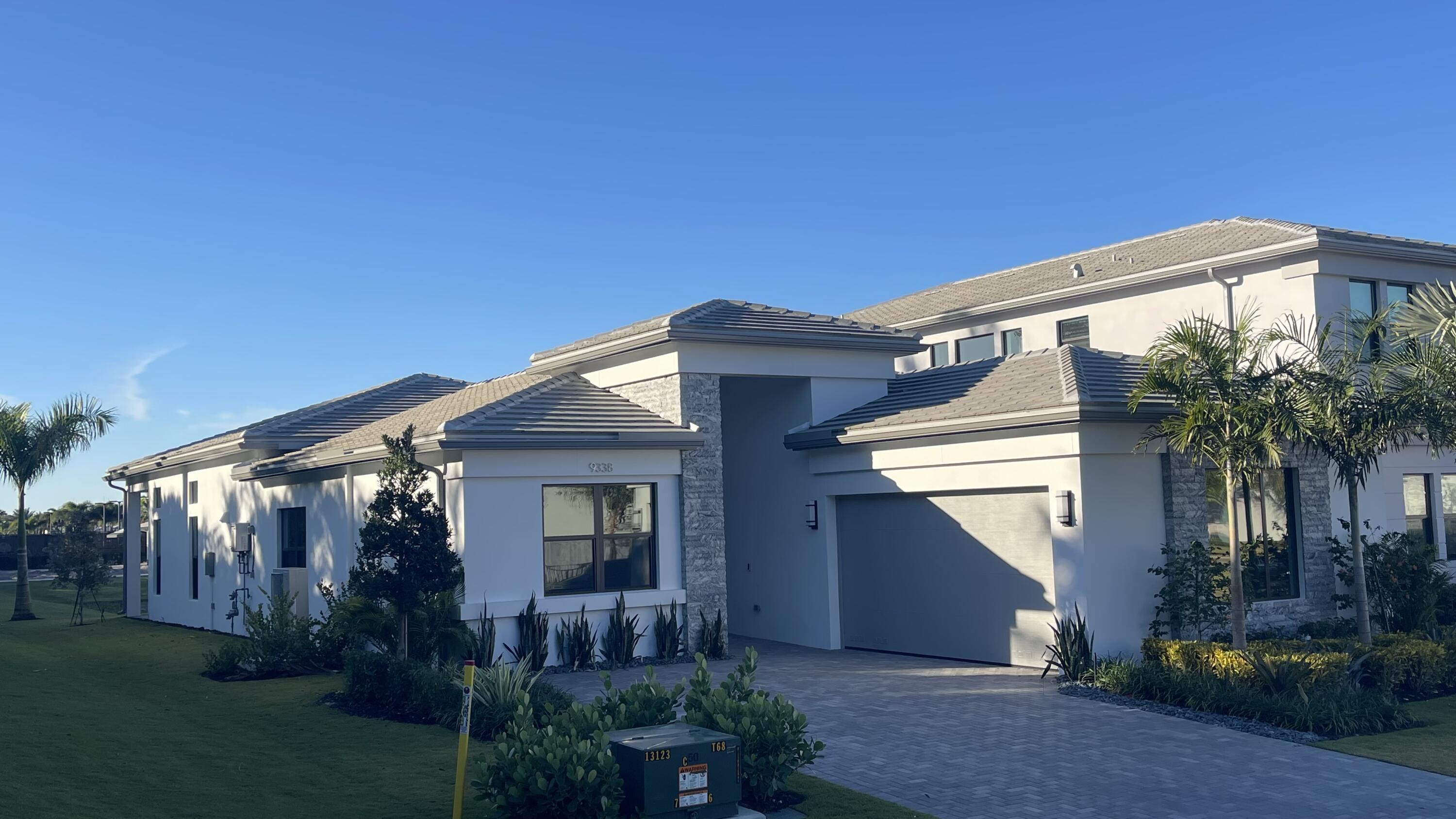 9338 Tulip Leaf Court