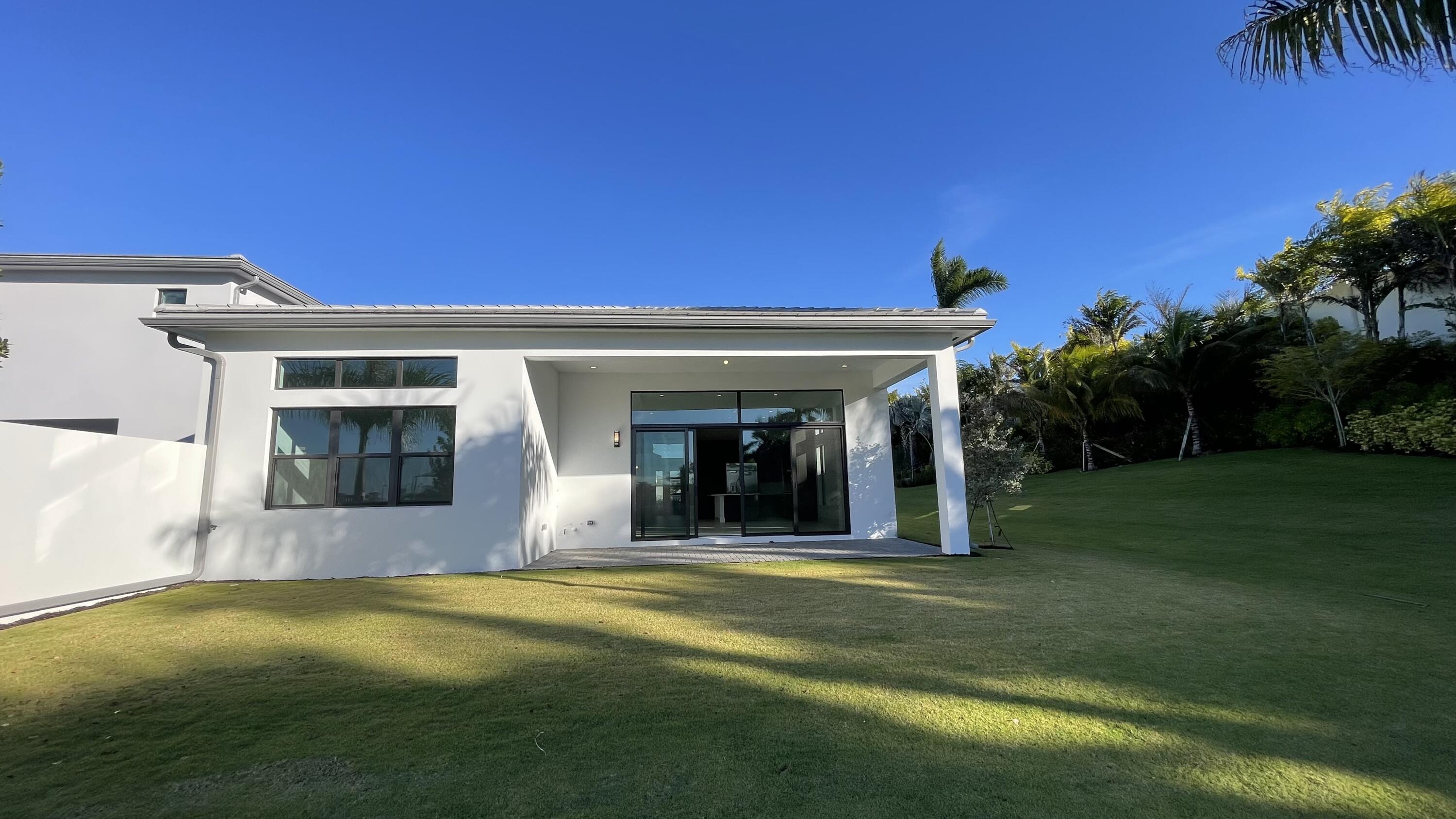9338 Tulip Leaf Court