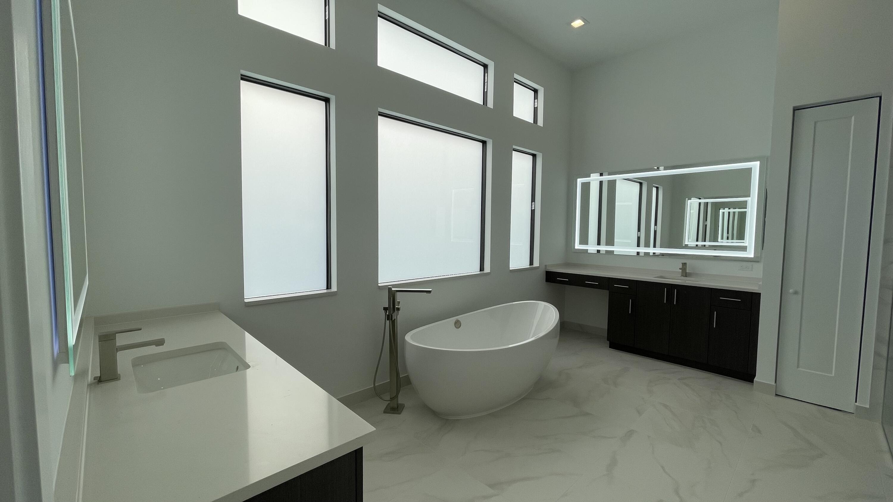 9338 Tulip Leaf Court