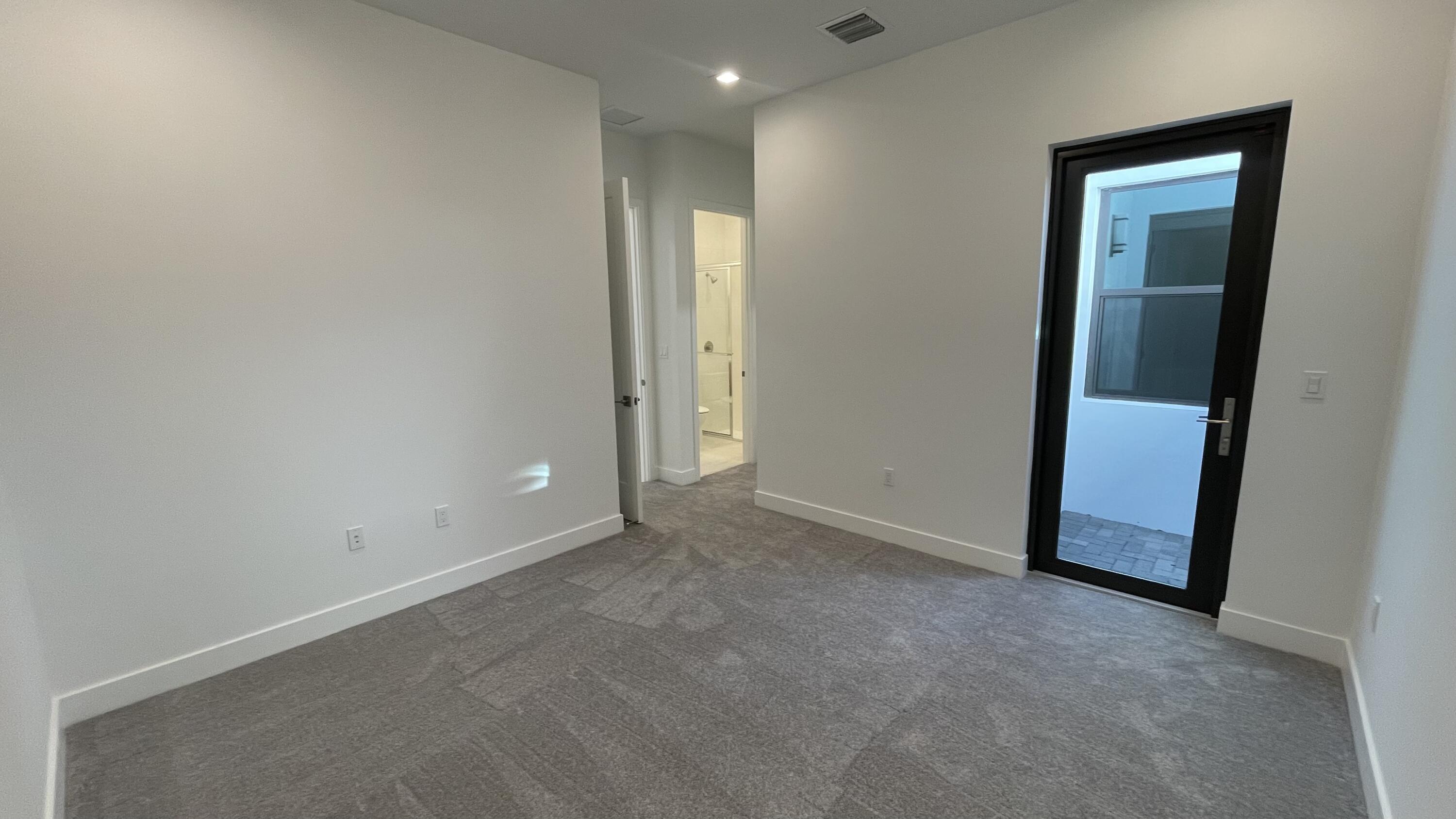 9338 Tulip Leaf Court