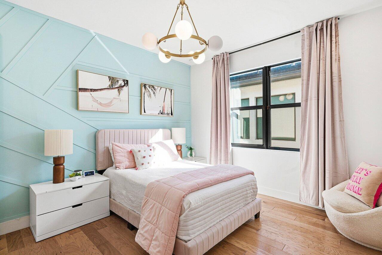 8092 Laurel Falls Drive