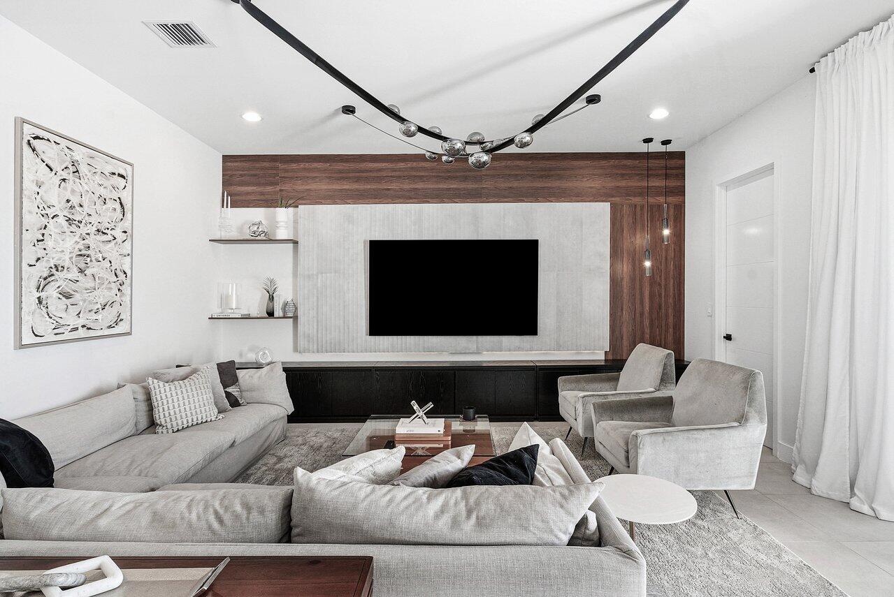 8092 Laurel Falls Drive