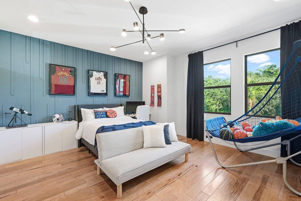 8092 Laurel Falls Drive