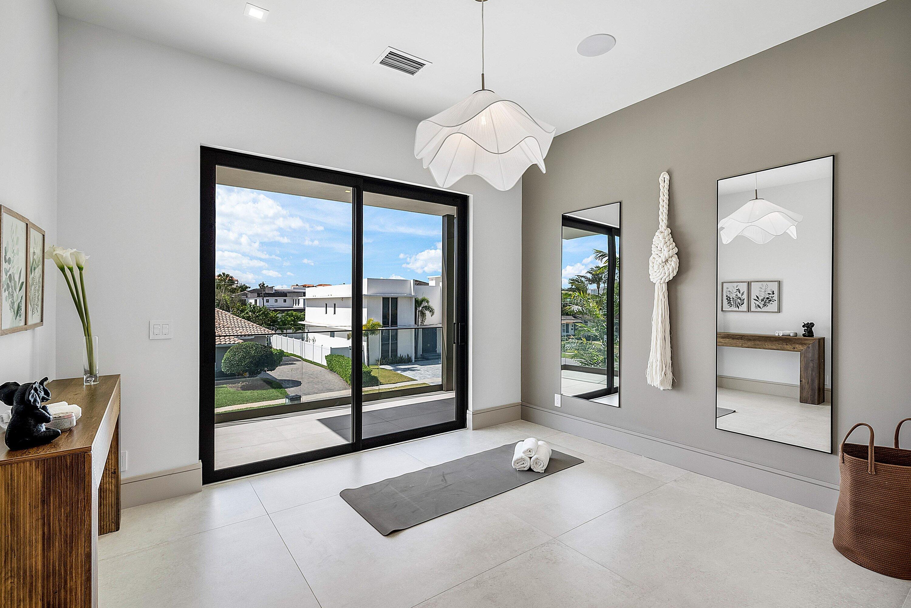 299 NE 7th Street