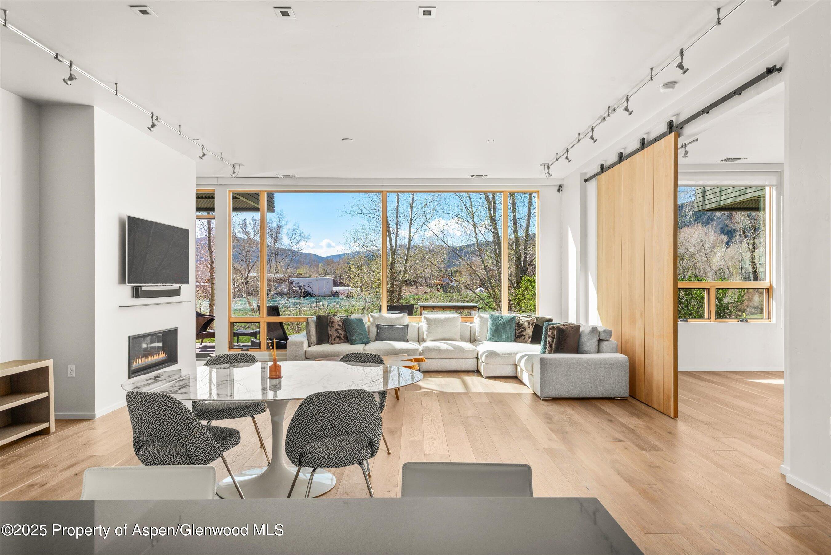104 Evans Road, 105