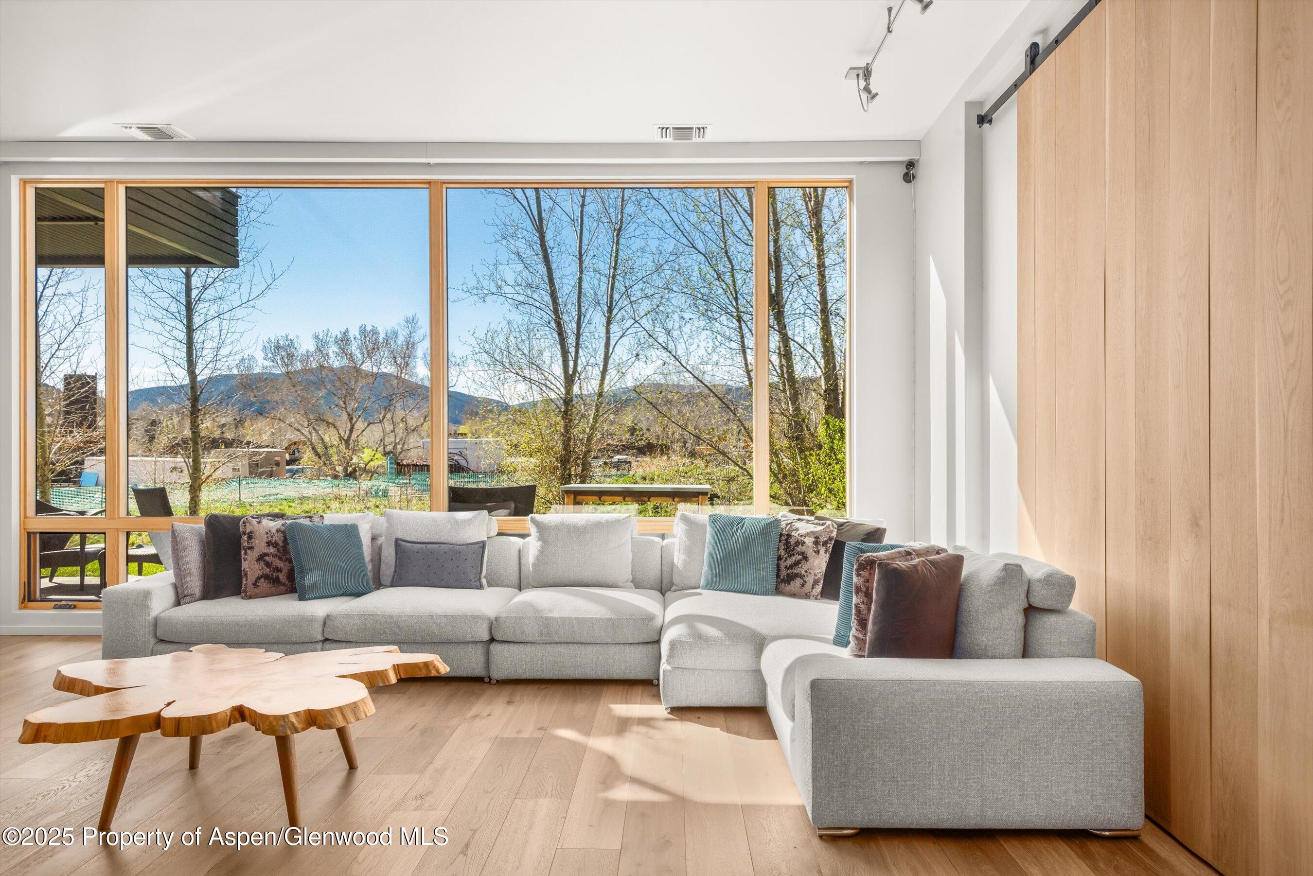 104 Evans Road, 105