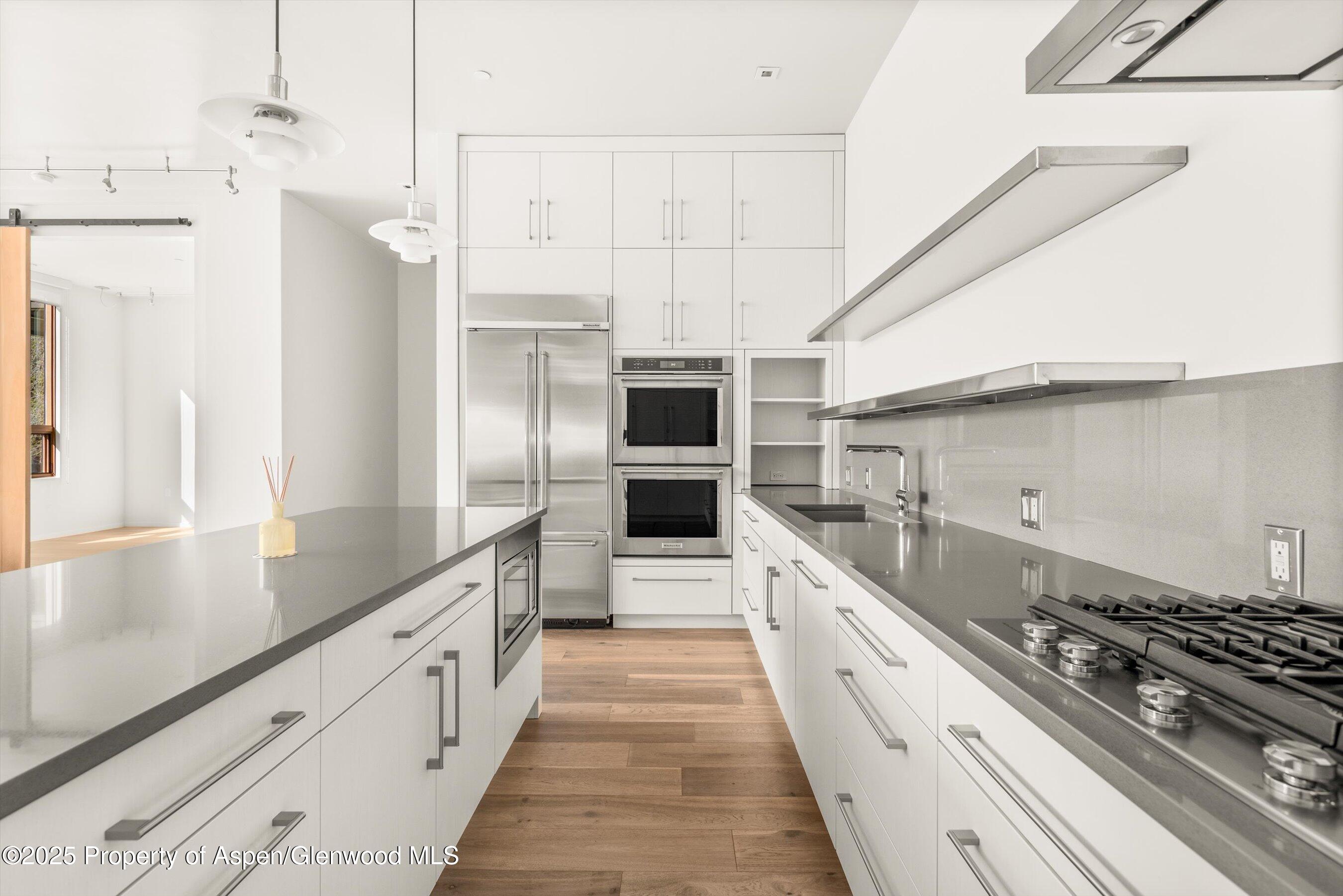 104 Evans Road, 105