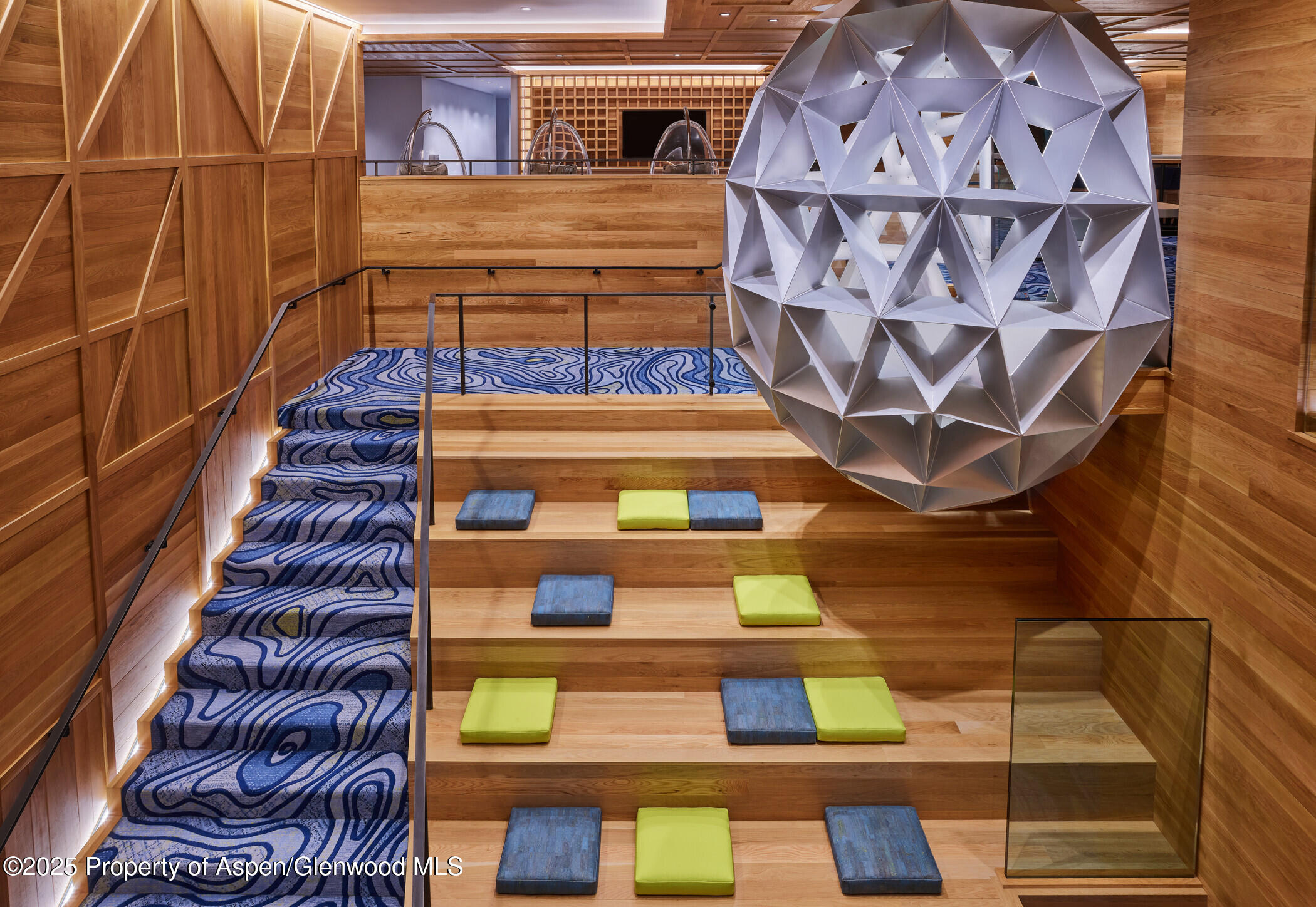 550 S Spring Street, F2-1, Aspen Unit: F2-1