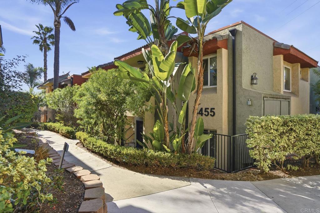 4455 Home Ave 2