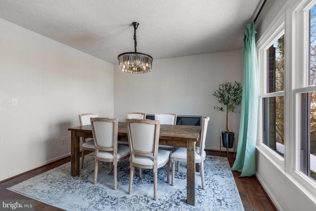 30060 FOREST VIEW LANE
