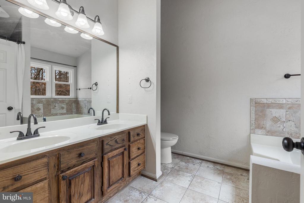 30060 FOREST VIEW LANE