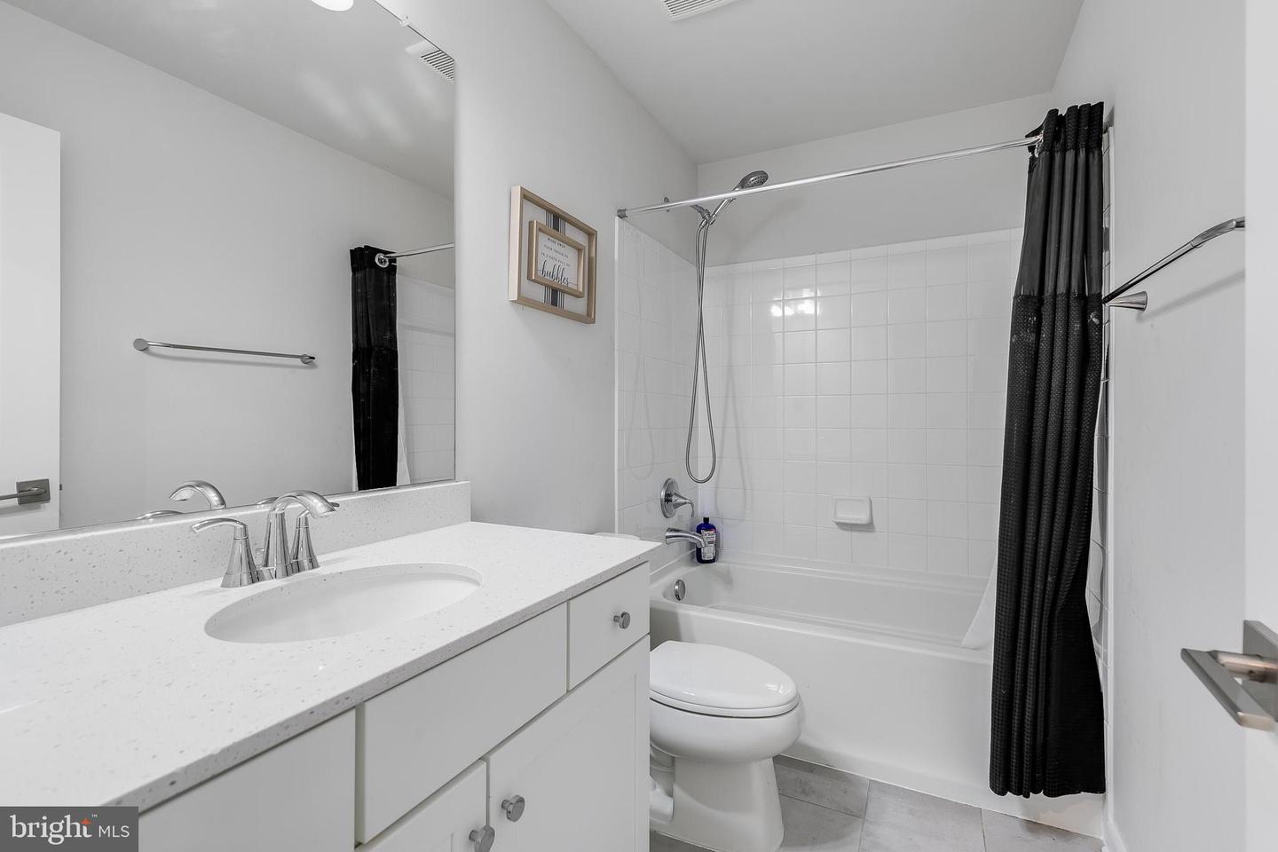 2603 Loganberry Dr
