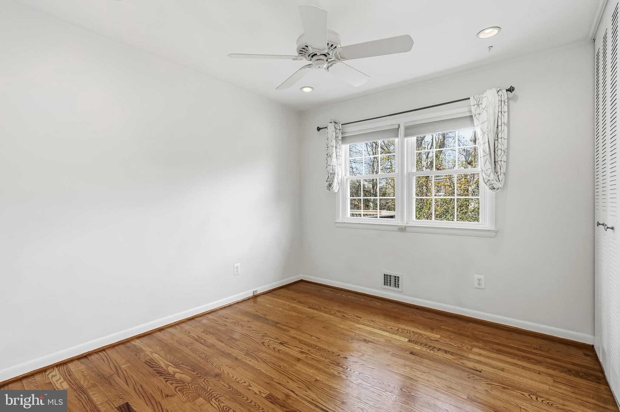 3412 RAMSGATE TERRACE