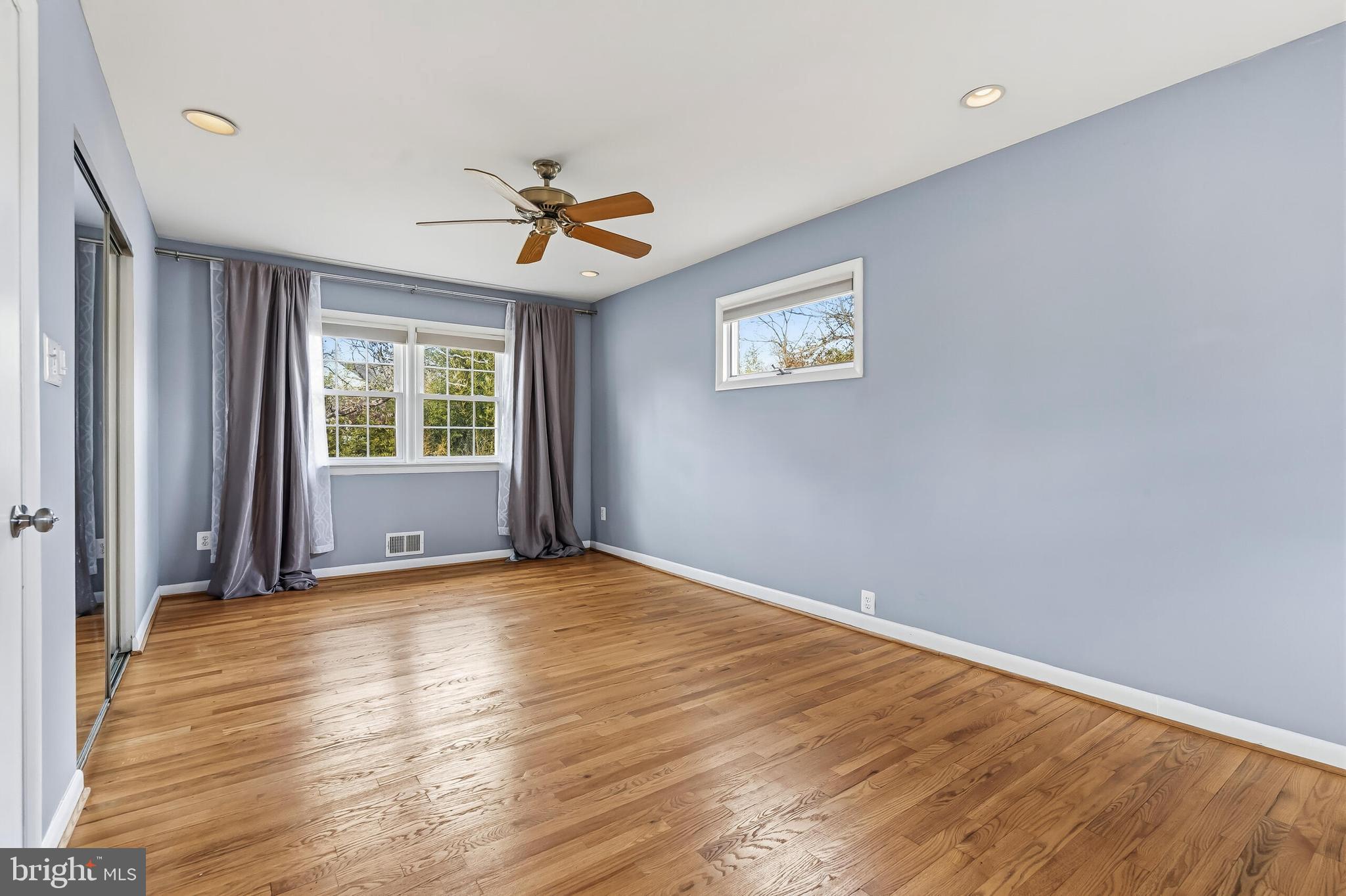 3412 RAMSGATE TERRACE