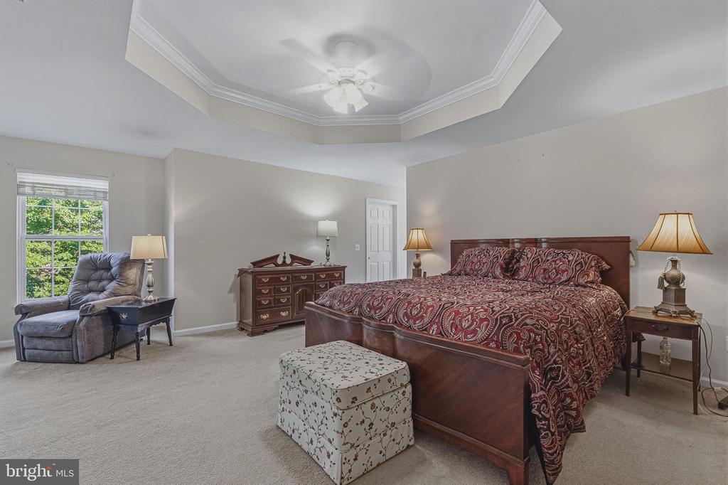5933 COINER HOUSE PLACE