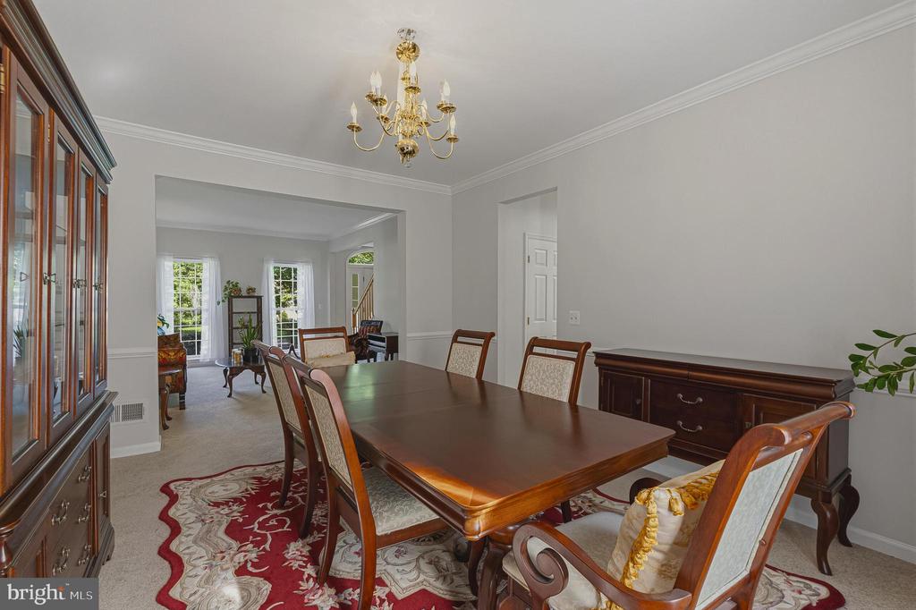 5933 COINER HOUSE PLACE