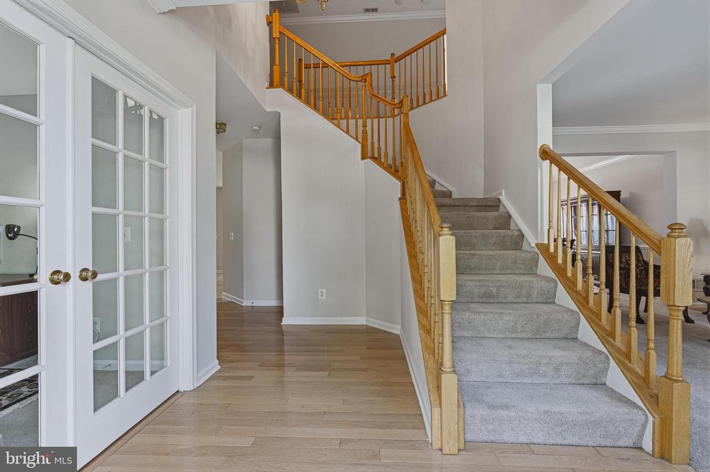 5933 COINER HOUSE PLACE
