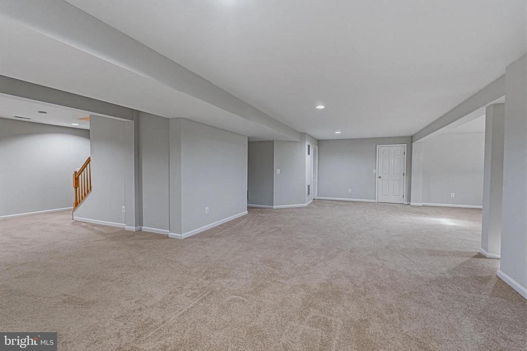 5933 COINER HOUSE PLACE