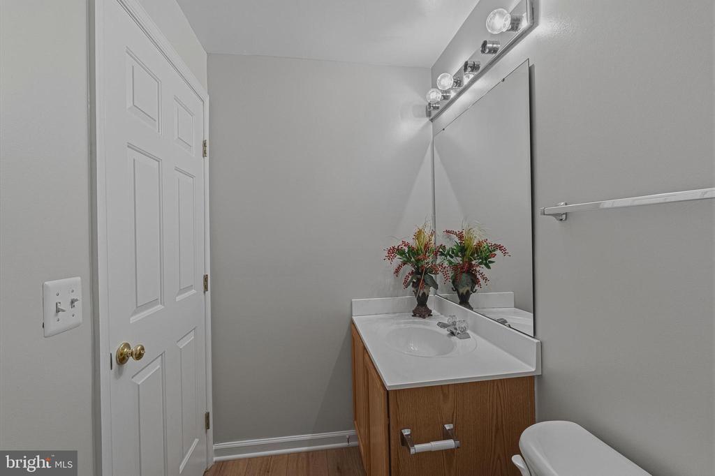 5933 COINER HOUSE PLACE