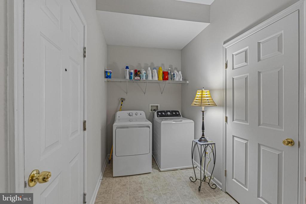 5933 COINER HOUSE PLACE