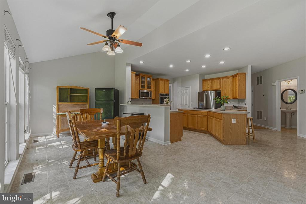 5933 COINER HOUSE PLACE