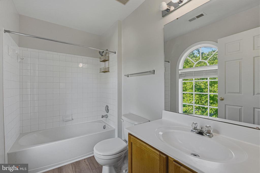 5933 COINER HOUSE PLACE
