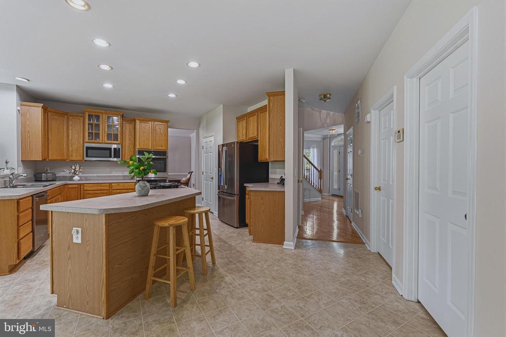 5933 COINER HOUSE PLACE