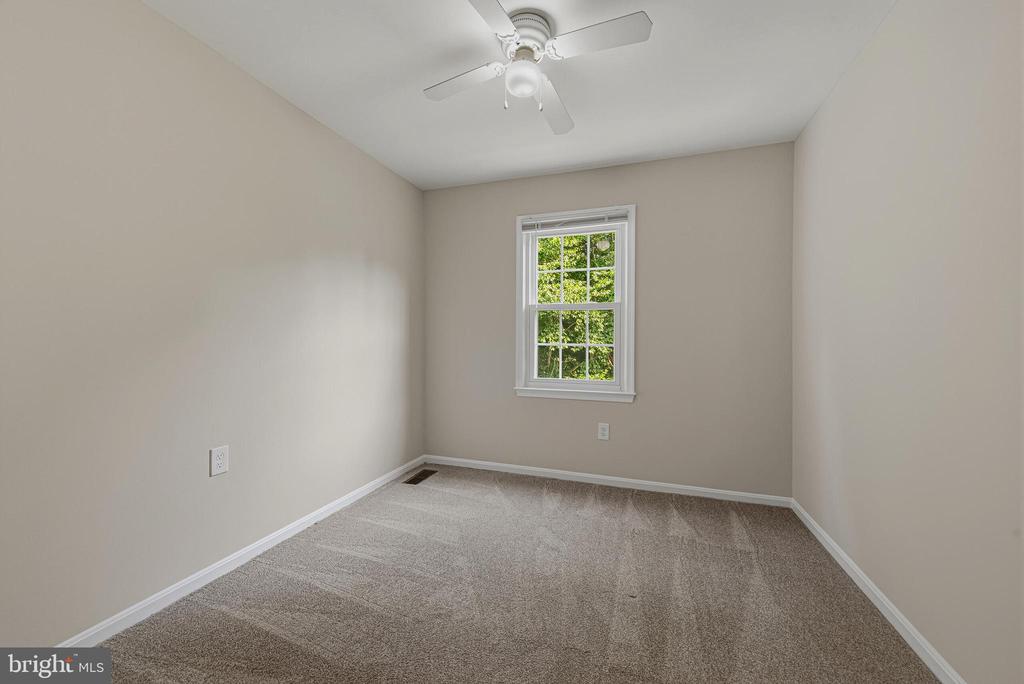 11323 CROMWELL COURT
