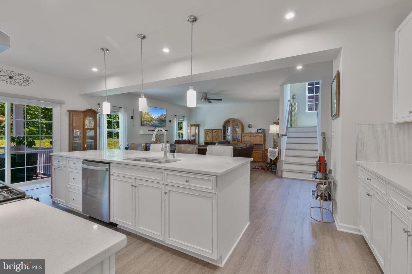 8903 Maple Run Dr