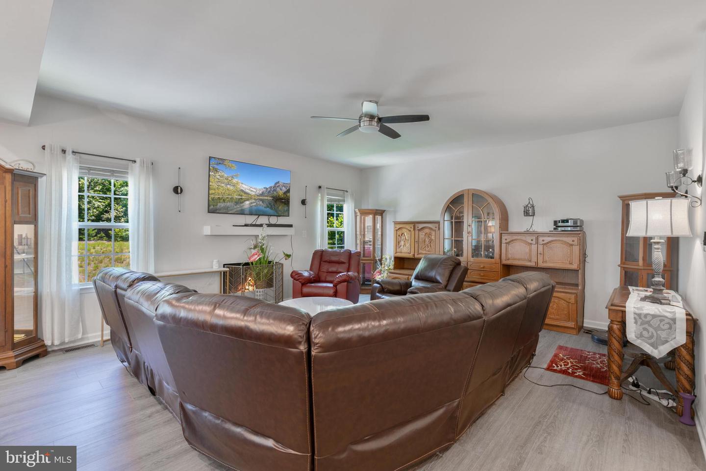 8903 Maple Run Dr