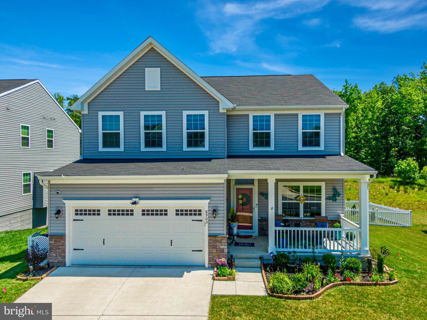 8903 Maple Run Dr