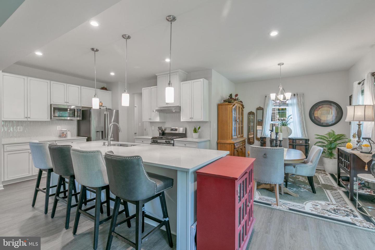 8903 Maple Run Dr