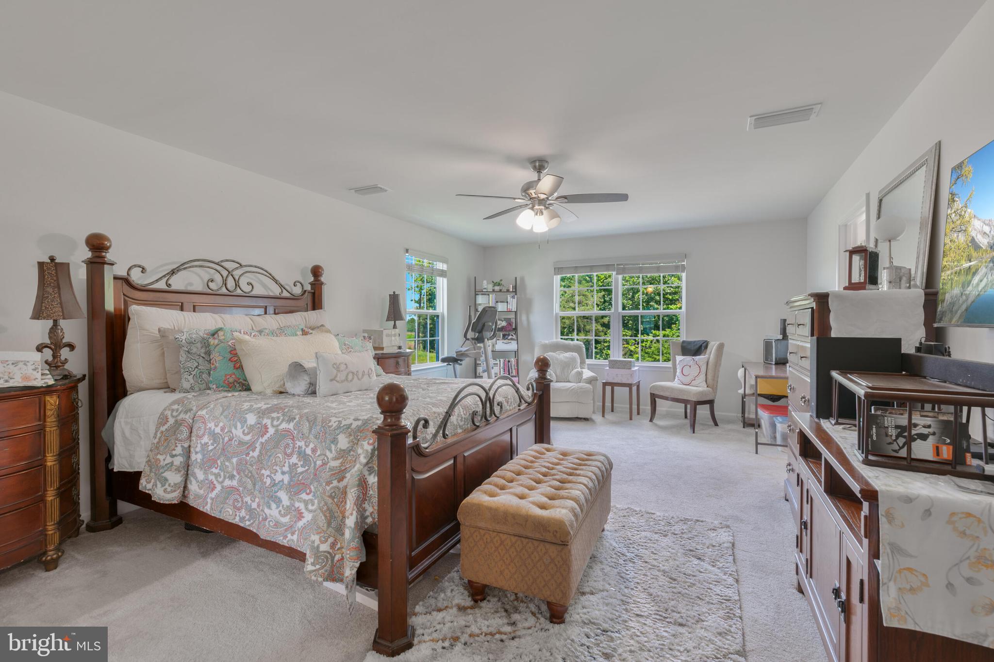 8903 Maple Run Dr