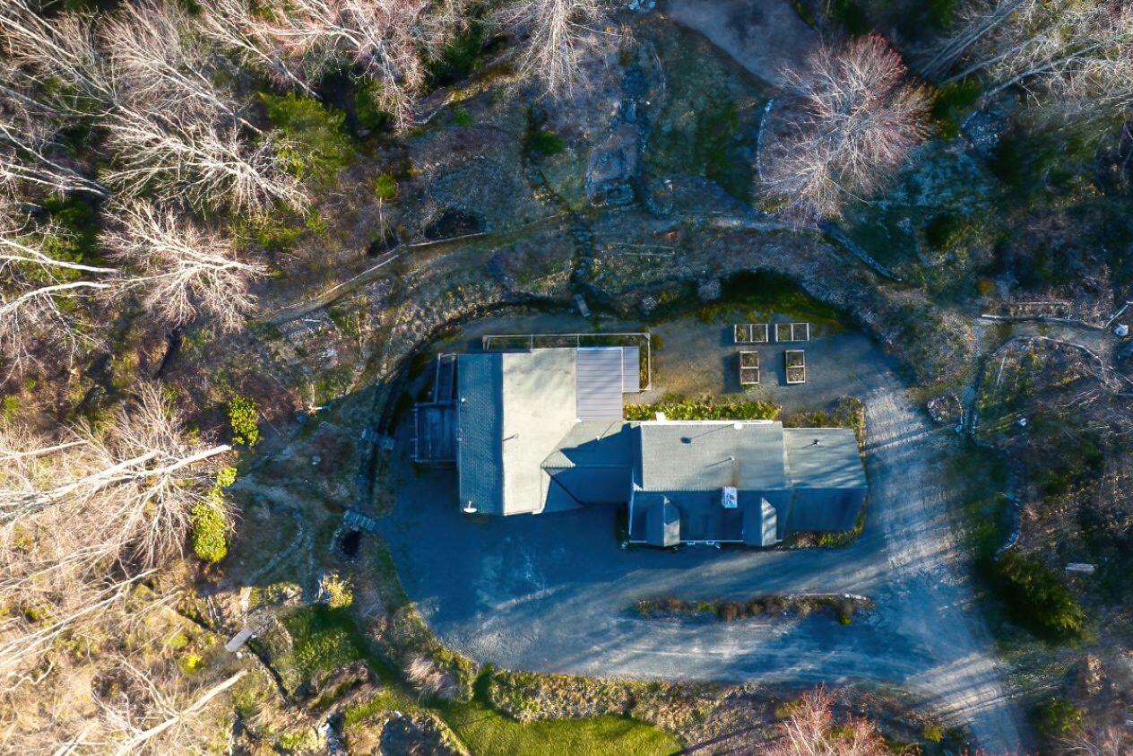 31 Newbury Neck Road