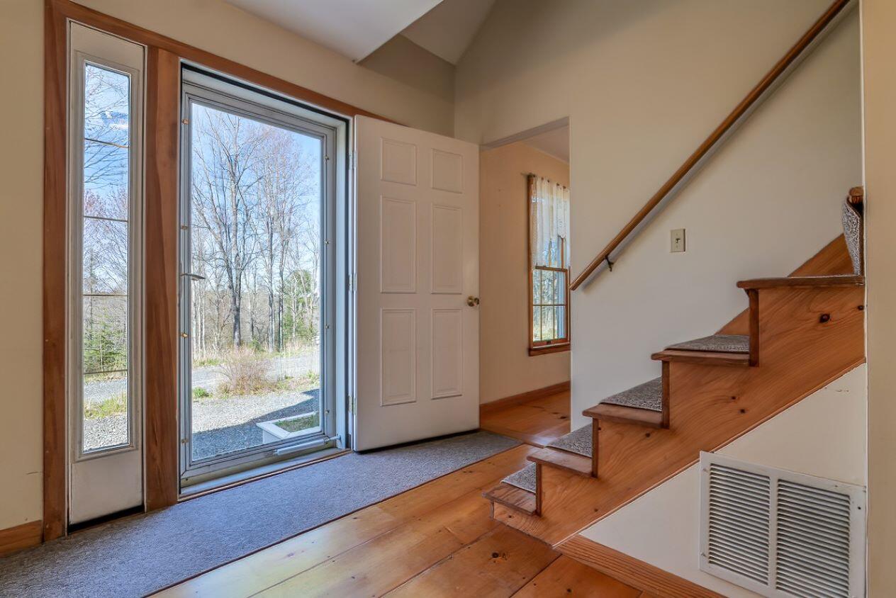 31 Newbury Neck Road